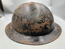 Load image into Gallery viewer, WW1 / WW2 British Army Mk1* - Original Army Combat Helmet
