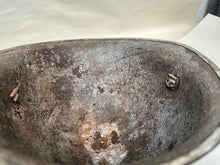 Load image into Gallery viewer, Mk3 Canadian / British Army Original WW2 Turtle Helmet High Rivet
