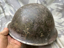 Charger l&#39;image dans la galerie, Original WW2 Canadian / British Army Mk3 High Rivet Turtle Helmet &amp; Liner
