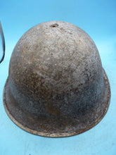 Charger l&#39;image dans la galerie, Original WW2 Onwards British Army Mk4 Turtle Helmet
