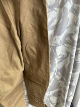 Load image into Gallery viewer, Original WW2 British Army 1945 Dated Rubberproofed Leggings Khaki - 38&quot; Waist
