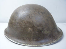 Charger l&#39;image dans la galerie, Mk3 Canadian / British Army Original WW2 Turtle Helmet High Rivet
