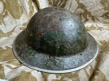 Lade das Bild in den Galerie-Viewer, British Army Mk2 Brodie Helmet - Original WW2 - South African Manufactured
