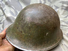 Charger l&#39;image dans la galerie, Original WW2 British / Canadian Army Mk3 High Rivet Turtle Helmet &amp; Liner
