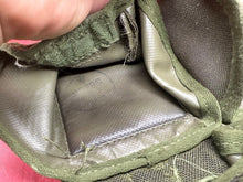 Lade das Bild in den Galerie-Viewer, Genuine British Army Combat Pouch
