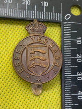 Load image into Gallery viewer, British Army - The Essex Yeomanry Regiment Cap Badge
