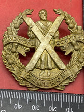 Load image into Gallery viewer, WW1 / WW2 British Army Cameron Highlanders - Liverpool Scottish Cap Badge..
