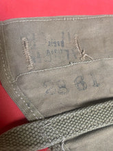 Lade das Bild in den Galerie-Viewer, Original WW2 US Army M1928 Haversack Pack Tail
