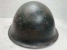 Charger l&#39;image dans la galerie, Original WW2 British / Canadian Army Mk3 Turtle Helmet
