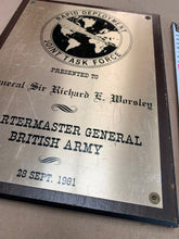 Charger l&#39;image dans la galerie, British Army Wall Plaque - Rapid Deployment Joint Task Force
