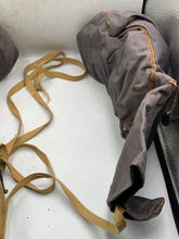 Charger l&#39;image dans la galerie, Original WW2 RAF Air Crew Inflatable Gloves - Well marked and in good condition.
