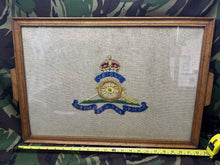 Load image into Gallery viewer, Original WW1 / WW2 Royal Artillery Display Piece / Food Tray - Unique Item!
