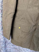 Lade das Bild in den Galerie-Viewer, Original US Army WW2 Class A Uniform Jacket - 36&quot; X Large Chest - 1941 Dated
