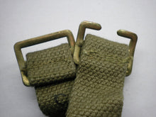 Charger l&#39;image dans la galerie, Original WW2 1944 Dated British Army 37 Pattern Water Bottle Carrier Harness
