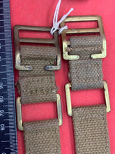 Charger l&#39;image dans la galerie, Original WW2 British Army 37 Pattern Brace Adaptor Pair
