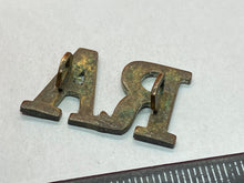 Load image into Gallery viewer, Original British Army WW1 Royal Artillery RA Brass Shoulder Title
