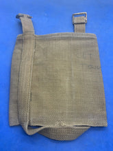 Charger l&#39;image dans la galerie, WW2 British Army / RAF 37 Pattern Webbing Water Bottle Carrier Harness Original
