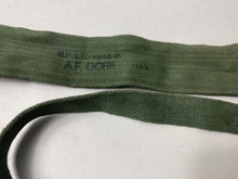 Charger l&#39;image dans la galerie, Original WW2 British Army 44 Pattern Shoulder / Equipment Strap - 1945 Dated
