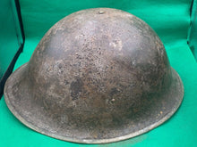 Charger l&#39;image dans la galerie, Original WW2 British Army / Canadian Army Mk3 Turtle Combat Helmet
