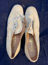 Load image into Gallery viewer, Original WW2 British Army Women&#39;s White Summer Shoes - ATS WAAF - Size 220s #4
