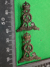 Load image into Gallery viewer, WW1 / WW2 British Army Officer&#39;s Pioneer / Labour Corps Bronze Collar Badges
