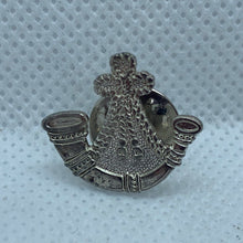 Charger l&#39;image dans la galerie, Light Infantry - NEW British Army Military Cap / Tie / Lapel Pin Badge (#30)
