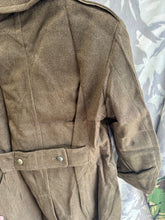 Charger l&#39;image dans la galerie, Genuine French Army Greatcoat - Ideal for WW2 US Army Reenactment
