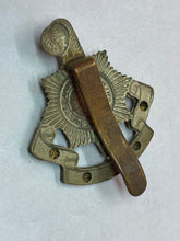 Load image into Gallery viewer, Original WW1 / WW2 British Army Royal Sussex Regiment Cap Badge
