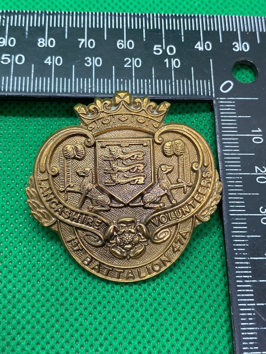 WW1 British Army Lancashire Volunteers - North East Lancashire Wigan Cap Badge