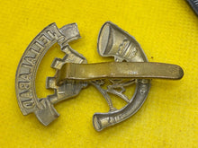 Lade das Bild in den Galerie-Viewer, WW1 / WW2 British Army SOMERSET LIGHT INFANTRY White Metal Cap Badge.
