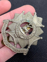 Load image into Gallery viewer, Original WW2 British Army Bedfordshire and Hertfordshire Brass Cap Badge
