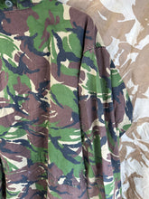 Lade das Bild in den Galerie-Viewer, Genuine British Army DPM Camouflage Windproof Combat Smock - 190/112
