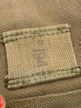 Lade das Bild in den Galerie-Viewer, Original WW2 British Army 37 Pattern Bren Rear Auxiliary Pouch - Dated 1941
