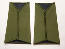 Load image into Gallery viewer, OD Green Rank Slides / Epaulette Single Genuine British Army - Rifles ACF WO
