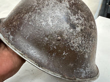 Load image into Gallery viewer, Mk3 Canadian / British Army Original WW2 Turtle Helmet High Rivet
