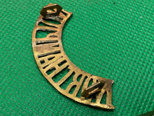 Lade das Bild in den Galerie-Viewer, Original British Army NORTHAMPTON REGIMENT Brass Shoulder Title
