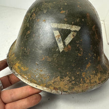 Charger l&#39;image dans la galerie, British / Canadian Army WW2 Mk3 Turtle Helmet 1944 Dated - Original WW2 Helmet
