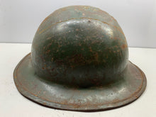 Charger l&#39;image dans la galerie, Original British Army Mk1* Brodie Helmet - WW1 / WW2 Combat Sevice Helmet
