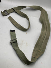 Charger l&#39;image dans la galerie, Original WW2 British Army 44 Pattern Shoulder Strap
