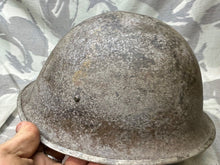 Charger l&#39;image dans la galerie, Original WW2 Canadian / British Army Mk3 High Rivet Turtle Helmet &amp; Liner
