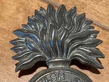 Load image into Gallery viewer, Victorian British Army 23rd ROYAL WELSH FUSILIERS white metal cap badge - - B74
