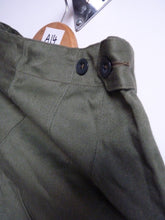 Lade das Bild in den Galerie-Viewer, Genuine Army Fatigue Trousers - British Army Women&#39;s Dress Slacks
