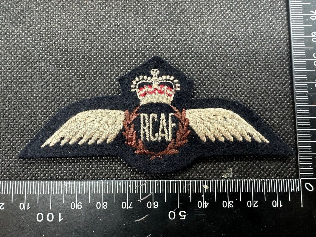 Royal Canadian Air Force RCAF Padded Pilots Wings Queen's Crown - UK Made