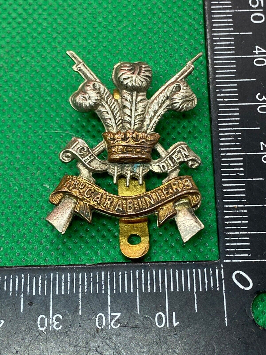 Original WW1 / WW2 British Army - 3rd Carabiniers Cap Badge