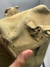 Charger l&#39;image dans la galerie, Original British Army 37 Pattern Webbing Bren Pouch WW2 Pattern
