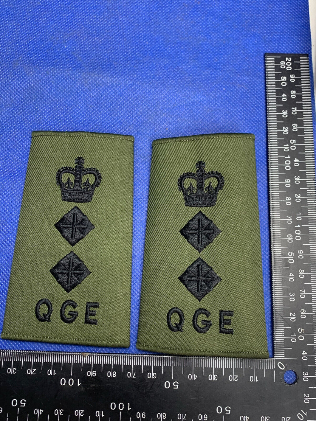 Queen's Gurkha Engineers British Army Shoulder Boards / Epaulettes