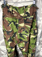 Lade das Bild in den Galerie-Viewer, Genuine British Army DPM Camouflaged Combat Trousers - 75/80/96
