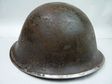 Lade das Bild in den Galerie-Viewer, Original WW2 British / Canadian Mk3 Turtle Helmet Untouched Paint
