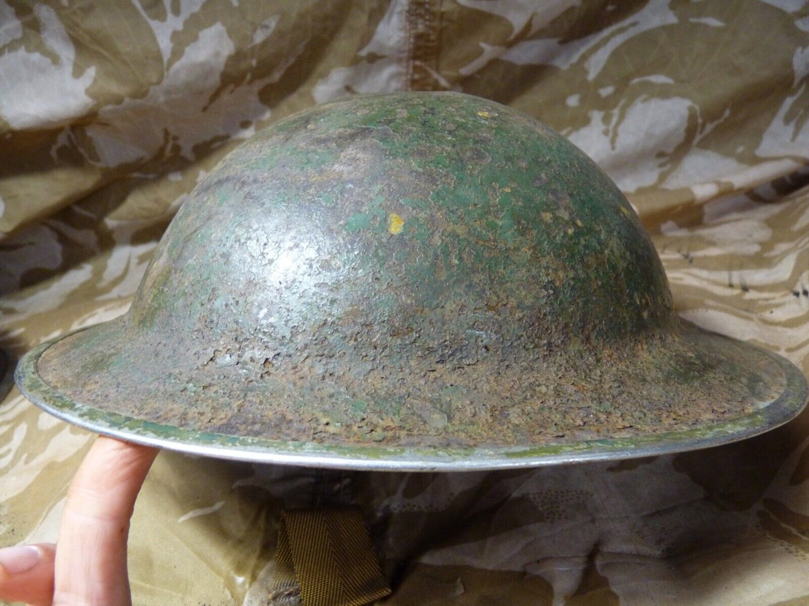Original WW2 British Style South African Mk2 Army Combat Helmet - The Militaria Shop