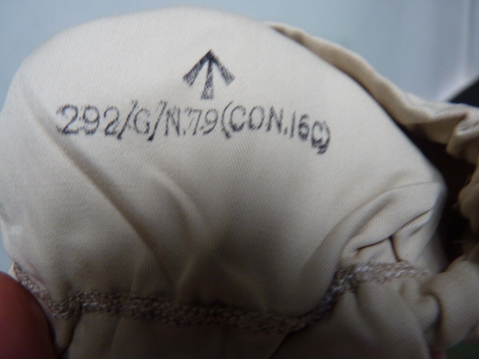 Original WW2 British Army Gunners Winter White Gloves - The Militaria Shop